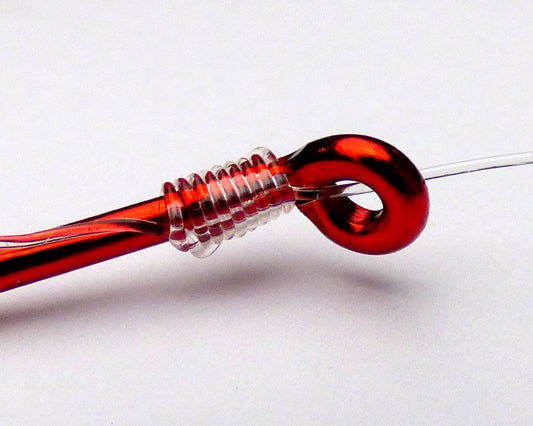 The Super Easy way to tie a Snell Knot using an eyed hook